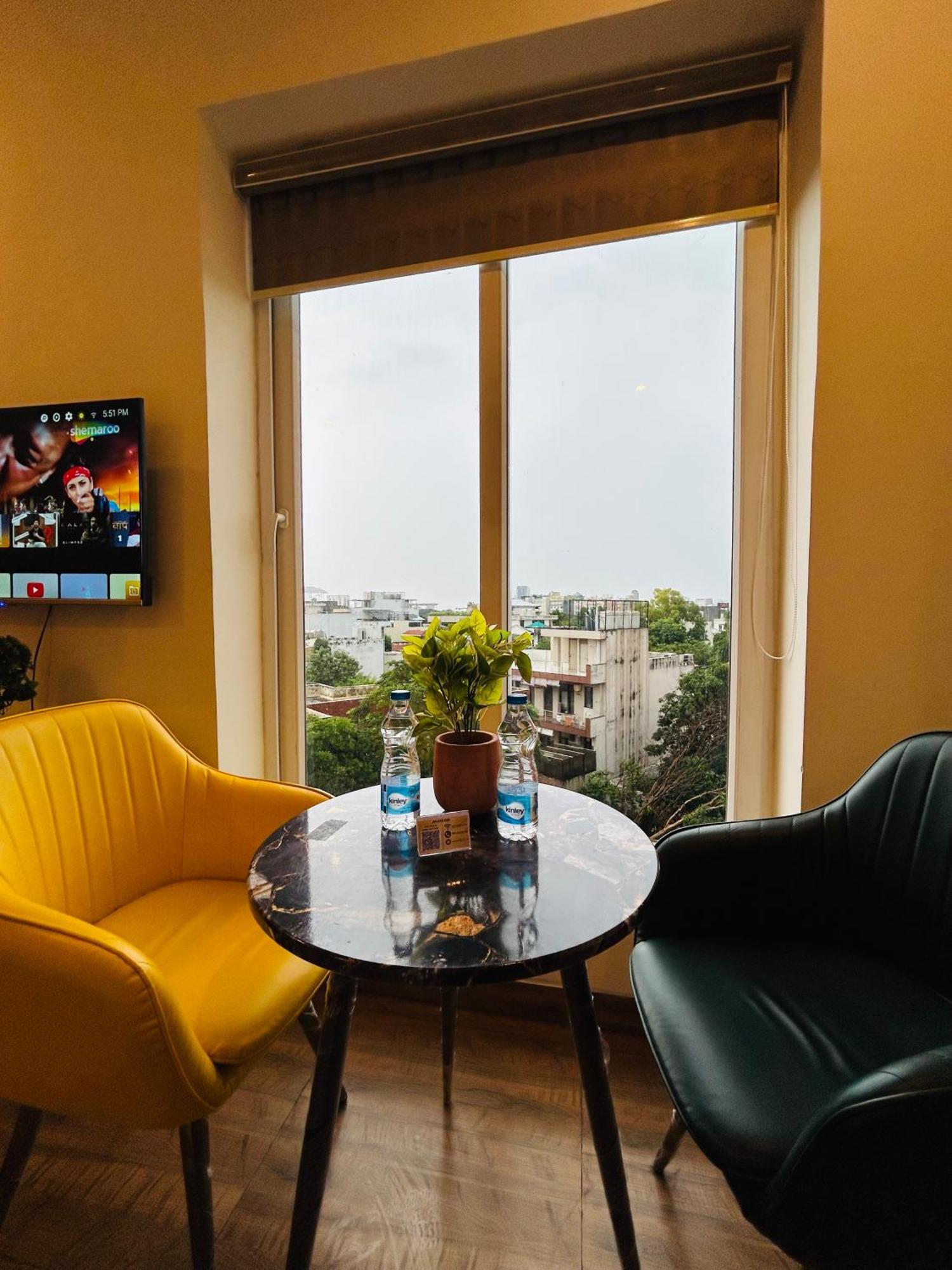 Amahi Inn Gurgaon Extérieur photo