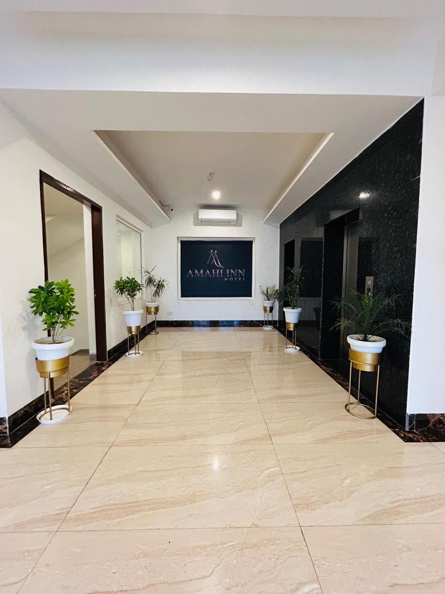 Amahi Inn Gurgaon Extérieur photo